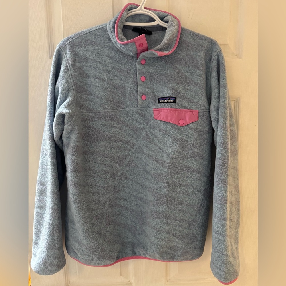 Patagonia Gray and Pink Crewneck Sweater